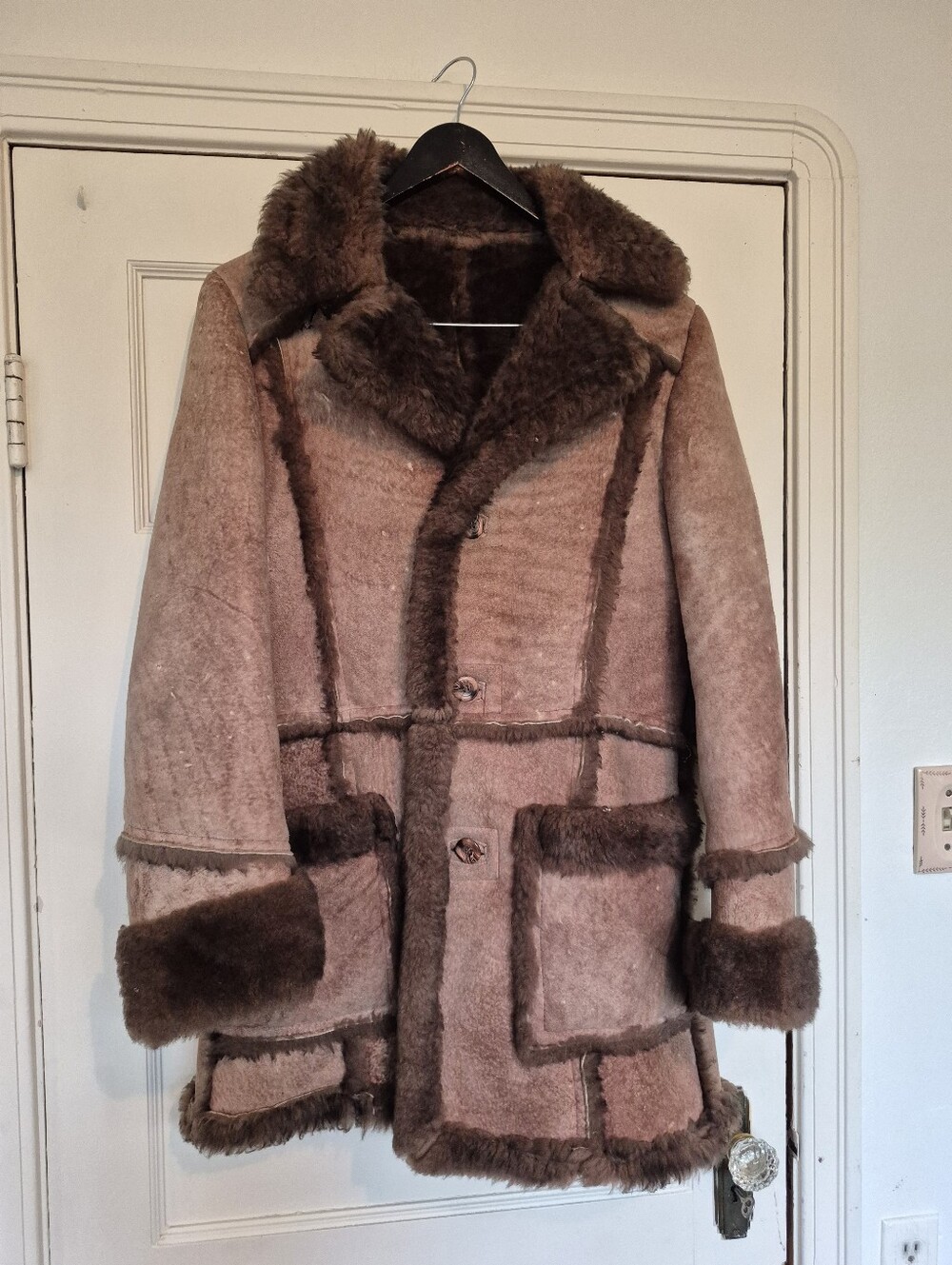 Vintage Shealing Sheepskin Brown Jacket Size 40 Large *Damaged
